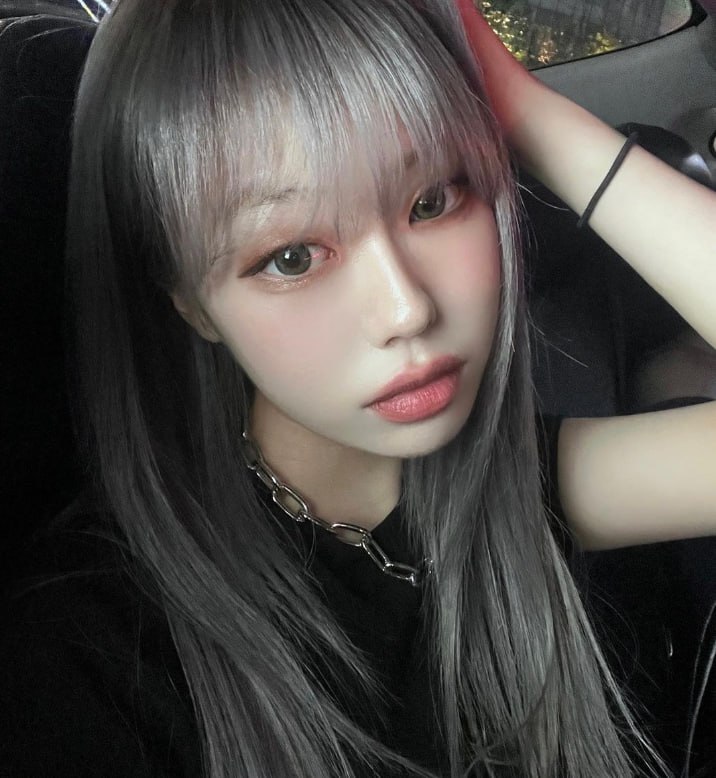 김별